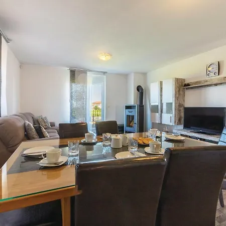 Two-bedroom In * Galižana