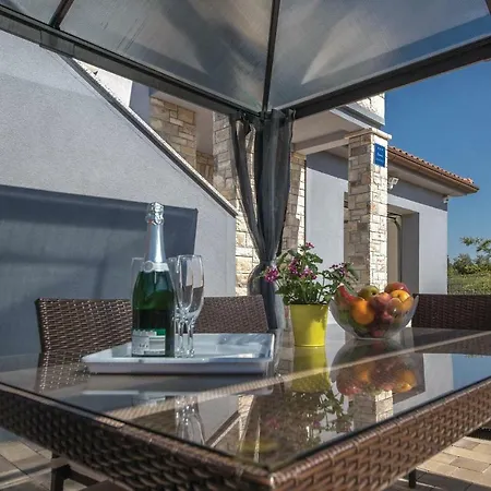 Two-bedroom In * Galižana